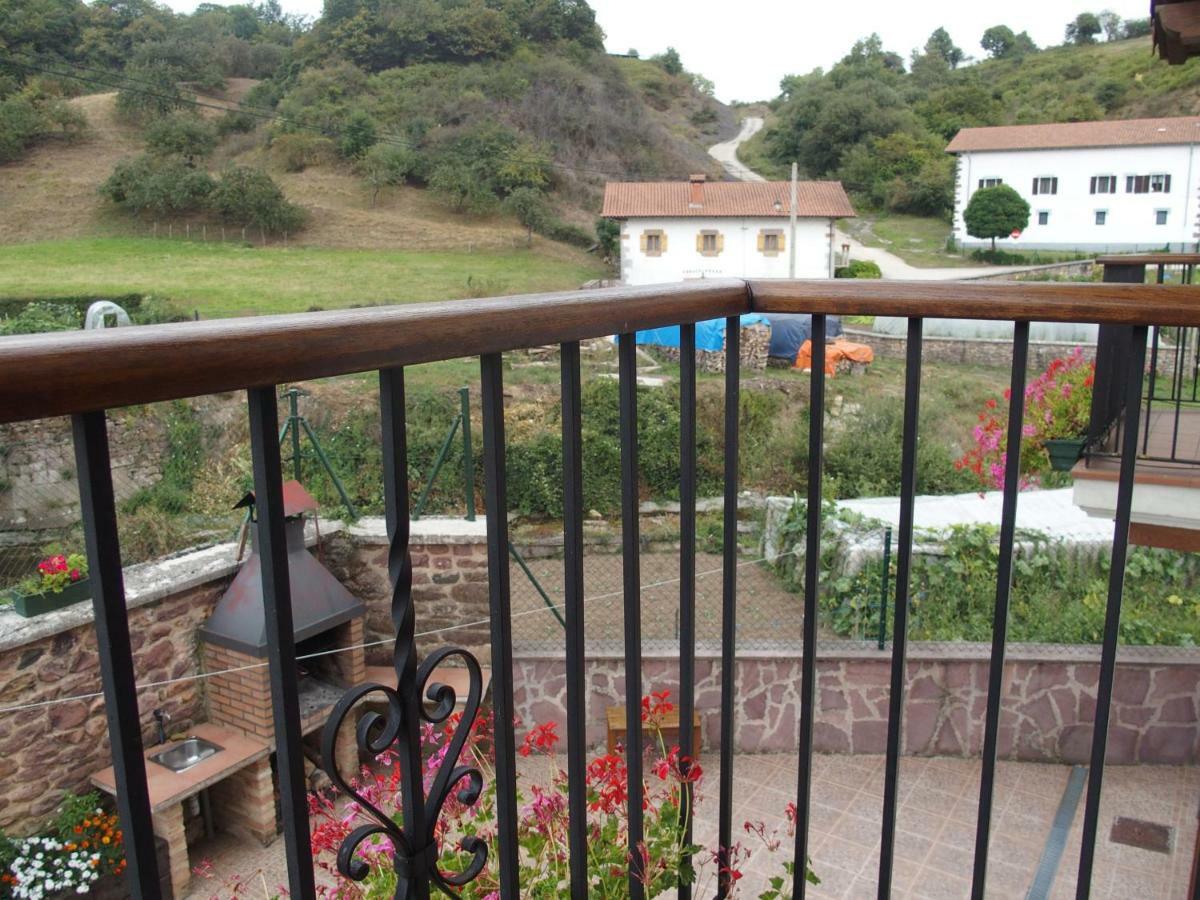 Casa Rural Txolinenea Pension Lantz Buitenkant foto