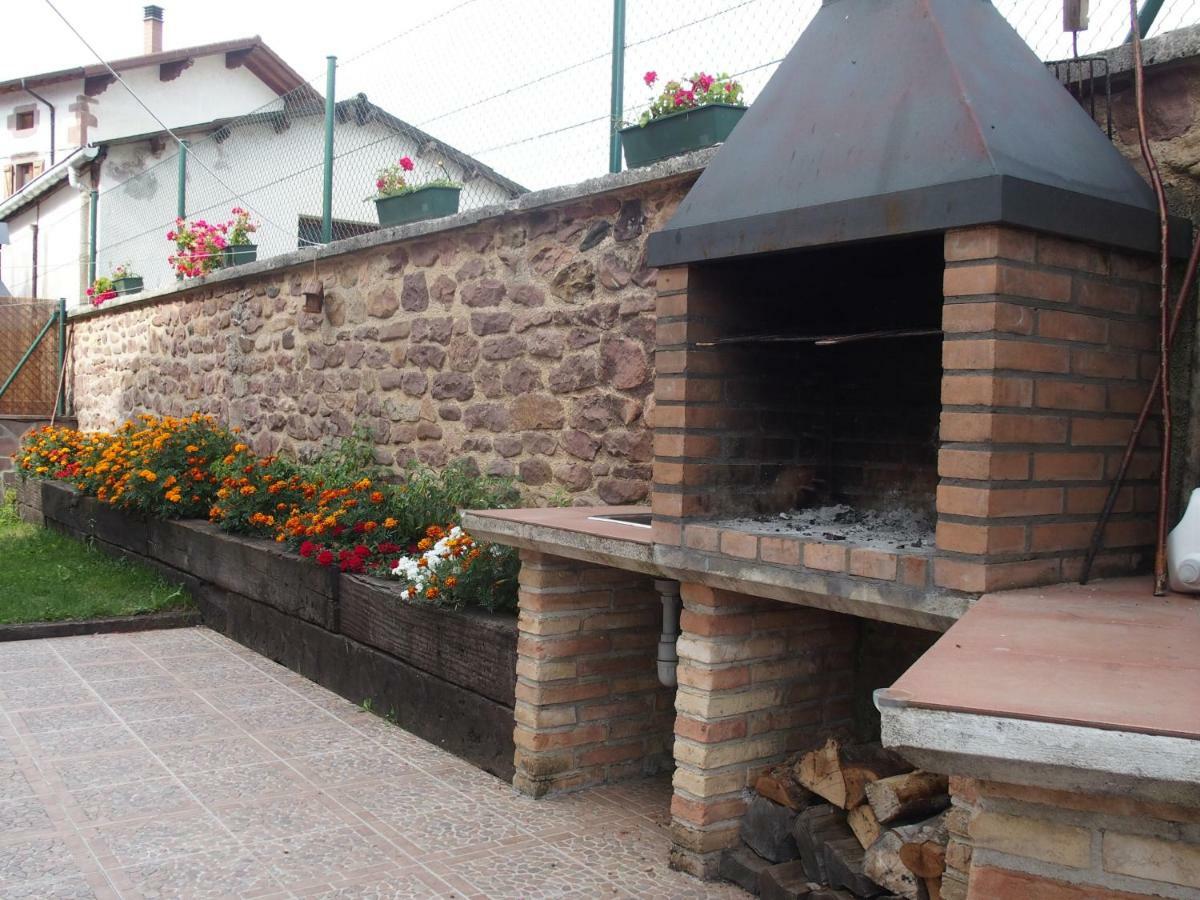 Casa Rural Txolinenea Pension Lantz Buitenkant foto
