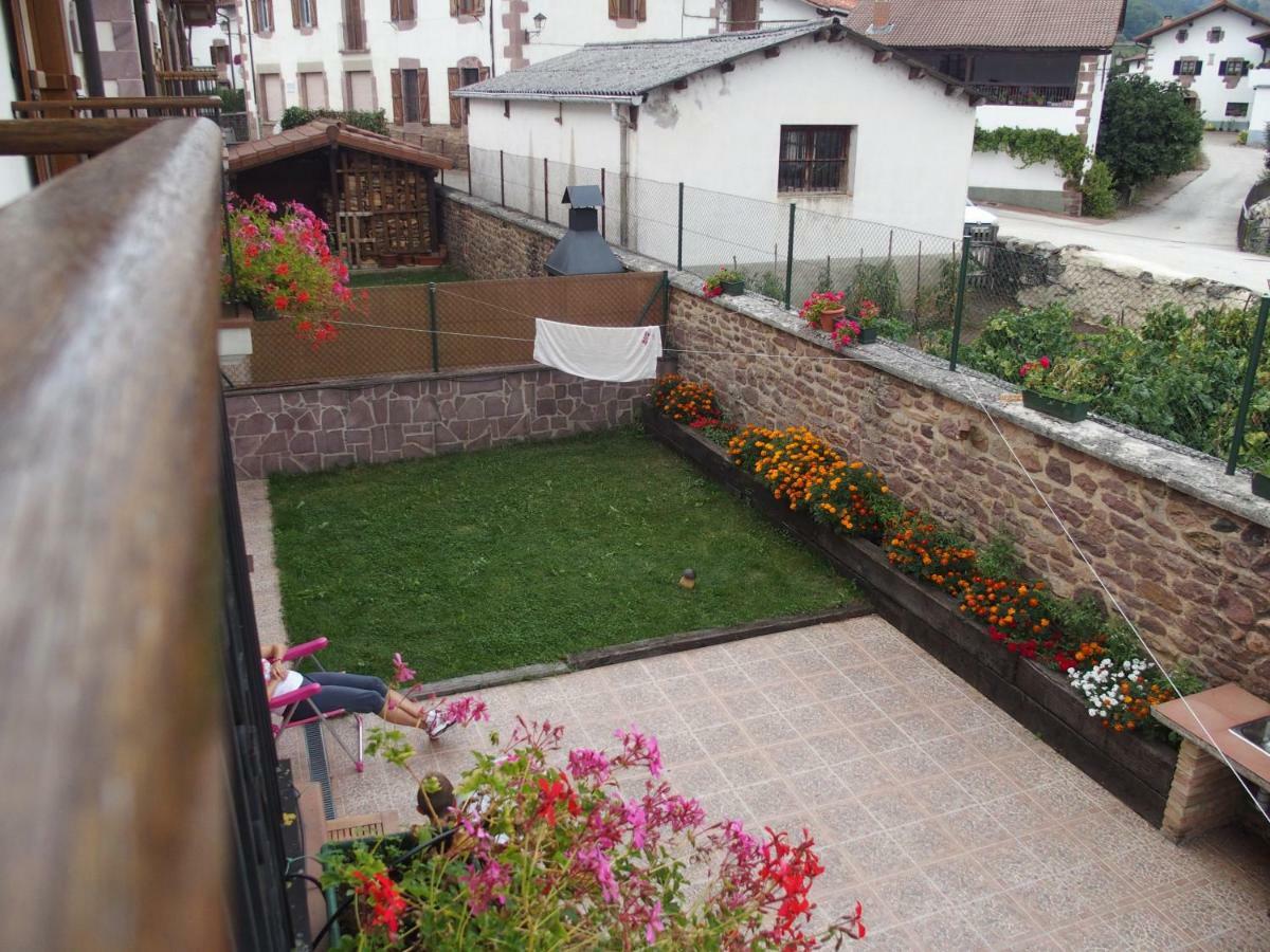 Casa Rural Txolinenea Pension Lantz Buitenkant foto