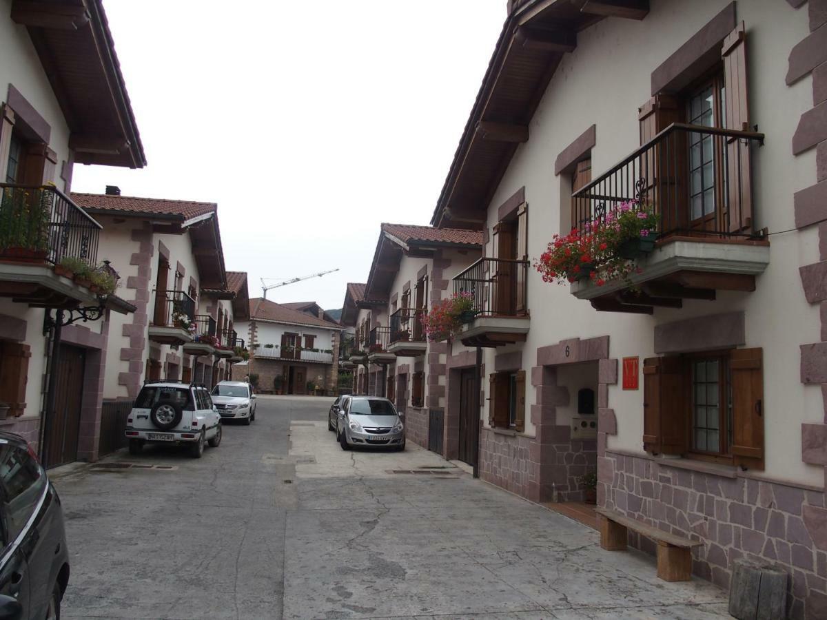 Casa Rural Txolinenea Pension Lantz Buitenkant foto