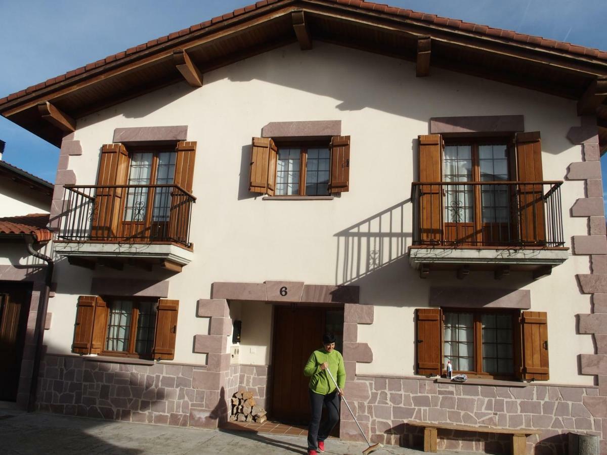 Casa Rural Txolinenea Pension Lantz Buitenkant foto